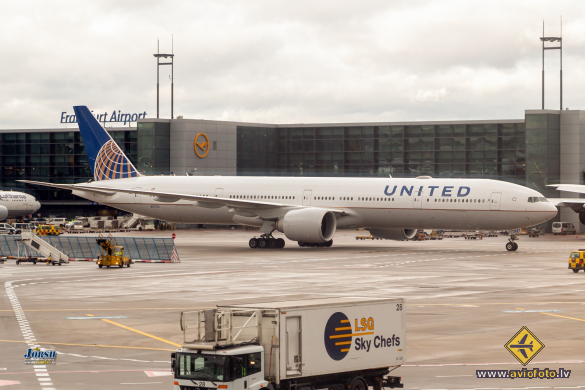 Boeing 777-322/ER