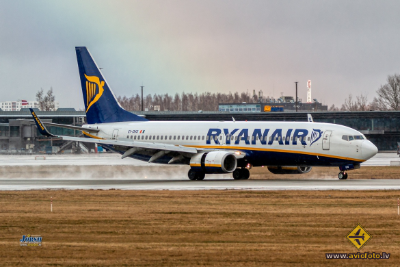 Boeing 737-8AS