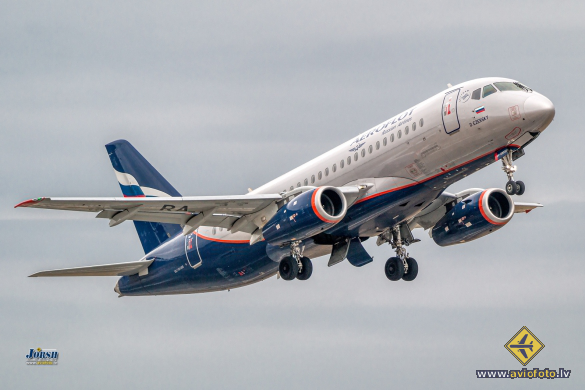 Sukhoi SSJ-100-95B Superjet 100 (RRJ-95B)