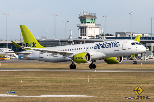 Airbus A220-300