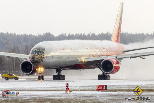 Boeing 777-312
