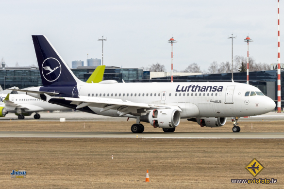 Airbus A319-114