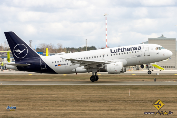 Airbus A319-114