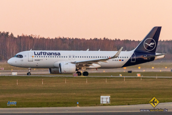 Airbus A320-271N