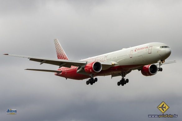 Boeing 777-312