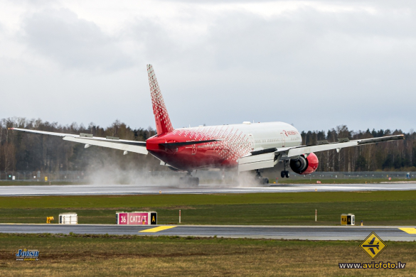 Boeing 777-312
