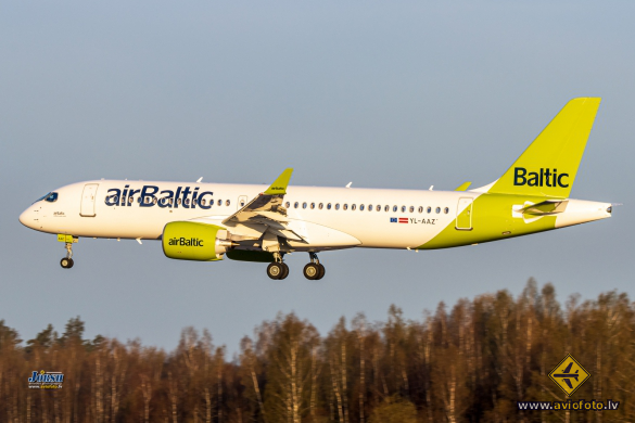 Airbus A220-300