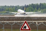 Boeing 737-8AS