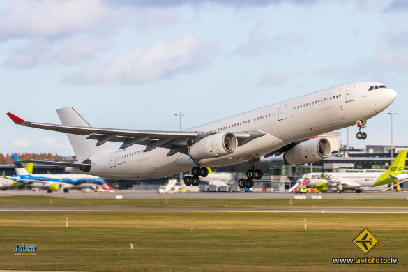 Airbus A330-343