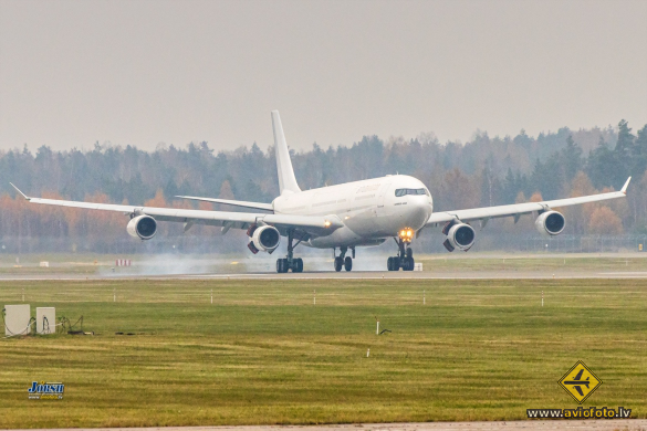 Airbus A340-312