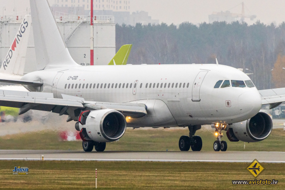 Airbus A319-112