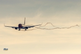 Boeing 737-8JP