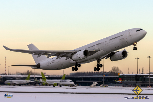Airbus A330-343