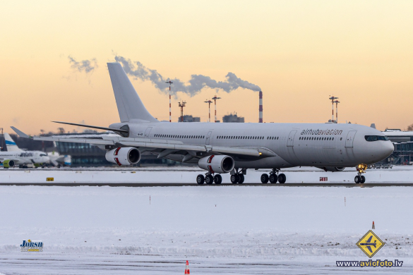 Airbus A340-313E