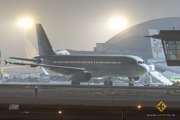 Airbus A320-232