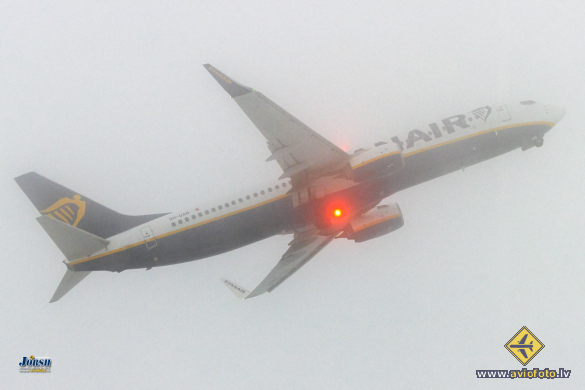 Boeing 737-8AS