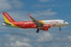 Airbus A320-214