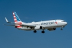 Boeing 737-823