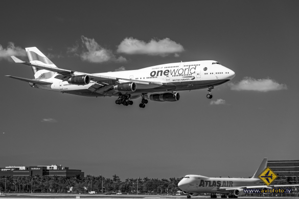 Boeing 747-436