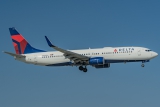 Boeing 737-832