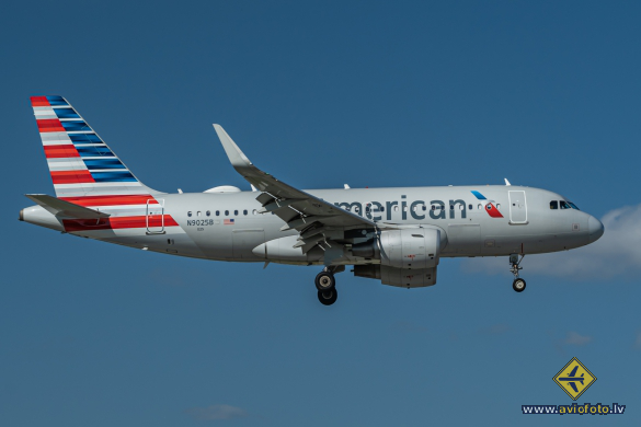 Airbus A319-115