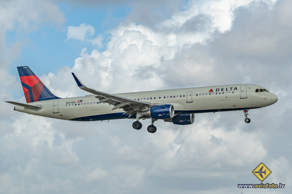 Airbus A321-211