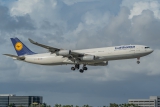 Airbus A340-313