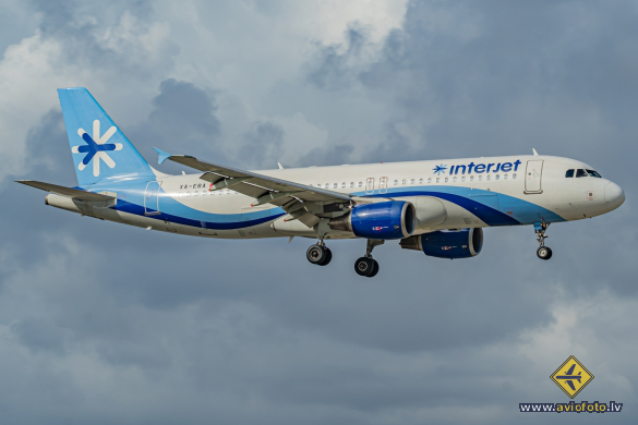 Airbus A320-214