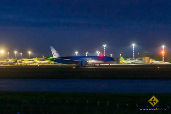 Boeing 787-8 Dreamliner