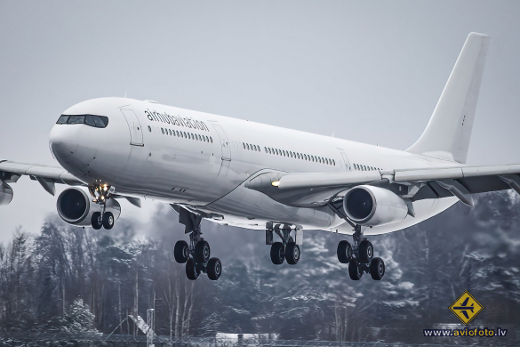 Airbus A340-313E