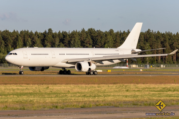 Airbus A330-343