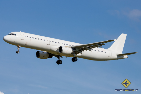 Airbus A321-211