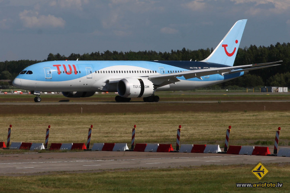 Boeing 787-8 Dreamliner