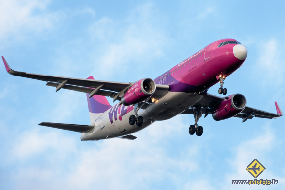 Airbus A320-232
