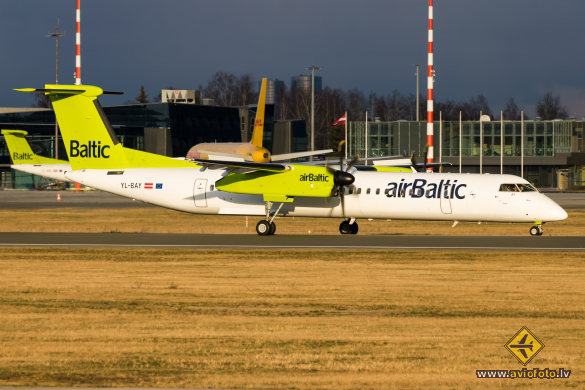 Bombardier DHC-8-402 Q400