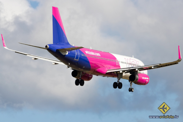 Airbus A320-232