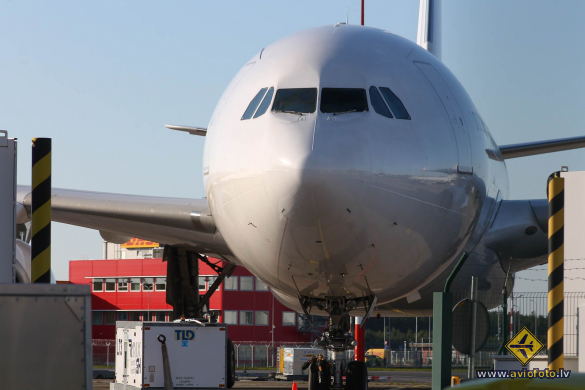 Airbus A330-243