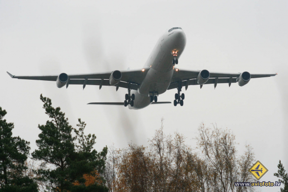 Airbus A340-312