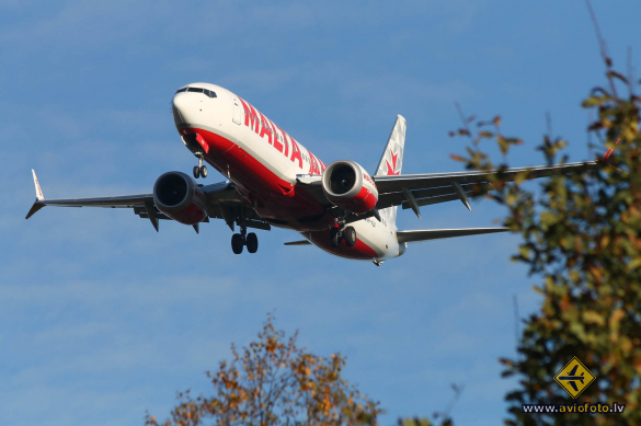 Boeing 737-8 MAX 200