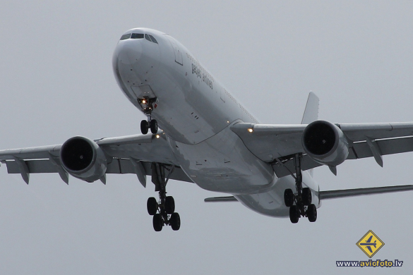 Airbus A330-302