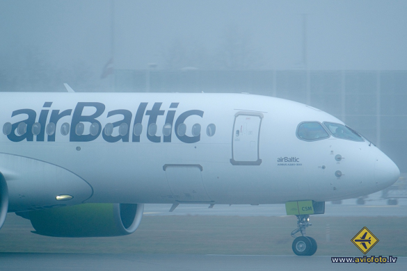 Airbus A220-300