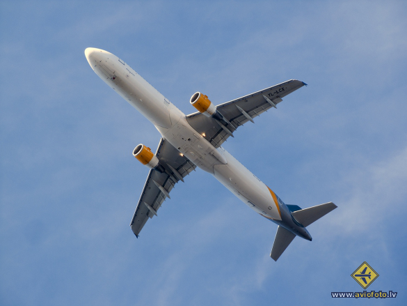 Airbus A321-211