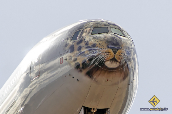 Boeing 777-312