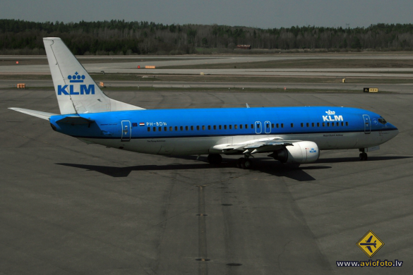 Boeing 737-406