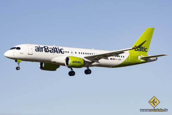 Airbus A220-300