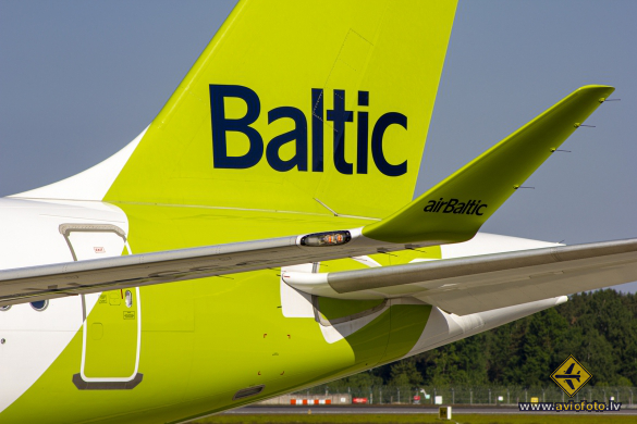 Bombardier CSeries CS300 (BD-500-1A11)