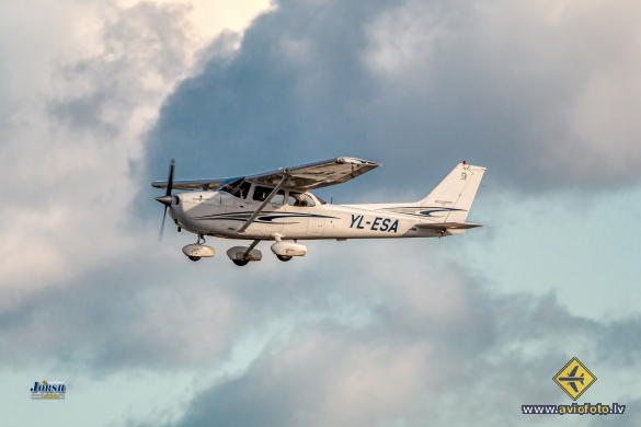 Cessna 172S