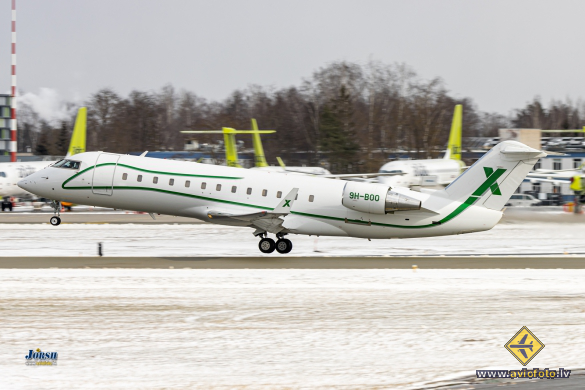 Bombardier Challenger 850 (CRJ-200SE/CL-600-2B19)