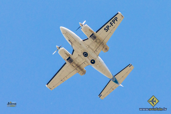 Piper PA-31-350 Chieftain