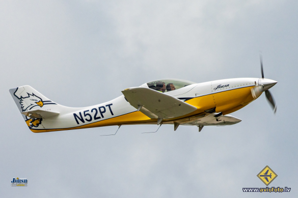 Lancair Legacy 2000